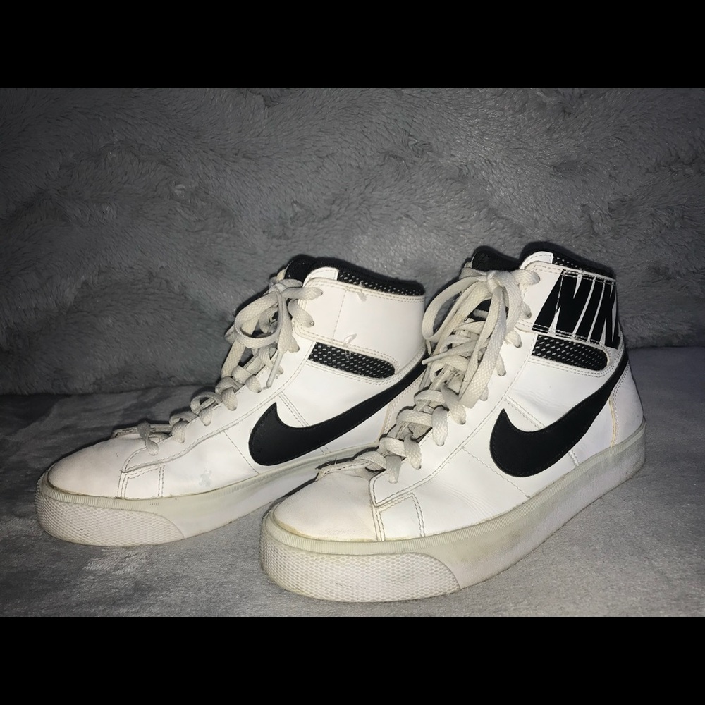 NIKE AIR BLAZERS OLD SCHOOL // high tops